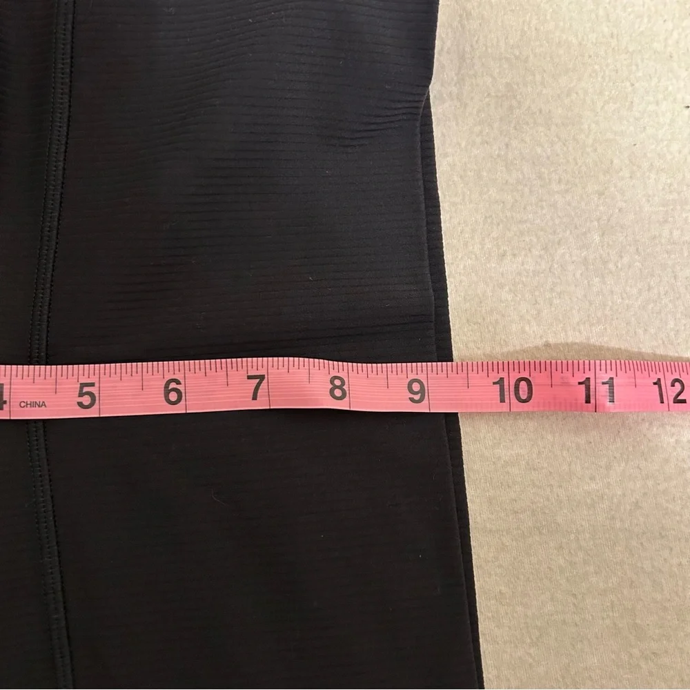 NEW Lululemon Align Hi-Rise Ribbed Short Black 6” Inseam SZ 4 Activewear Workout - Picture 8 of 10